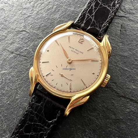 is there a patek philippe calatrava lug watch in platinum|best vintage Patek Philippe Calatrava.